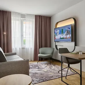 3* Otel June Six